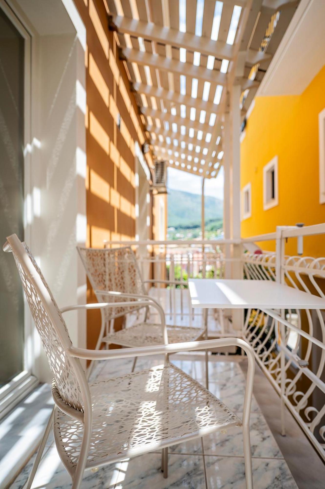 Astra Appartement Parga Buitenkant foto