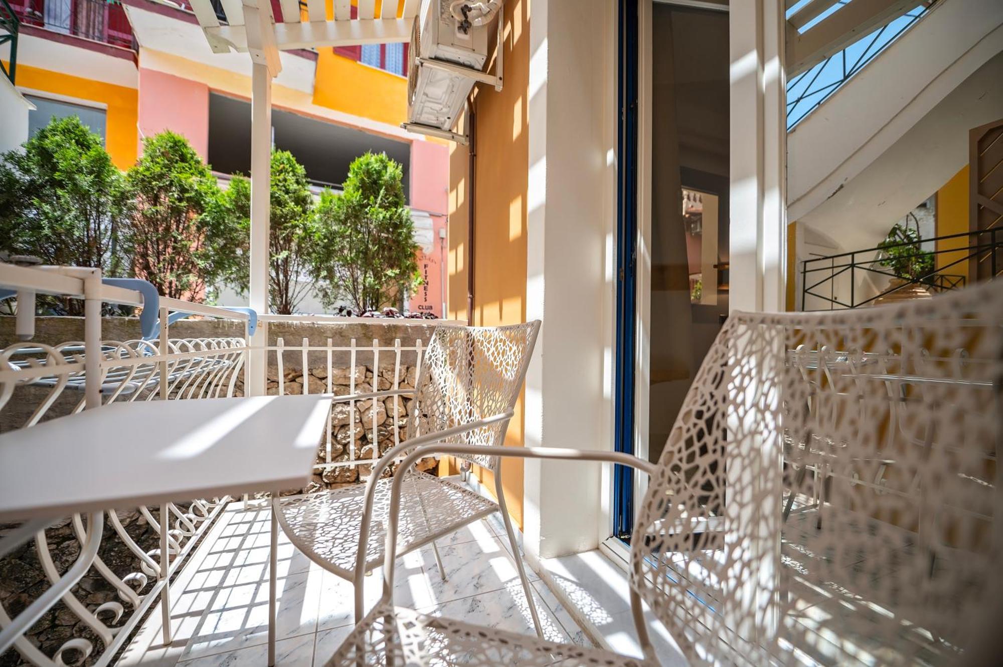 Astra Appartement Parga Buitenkant foto